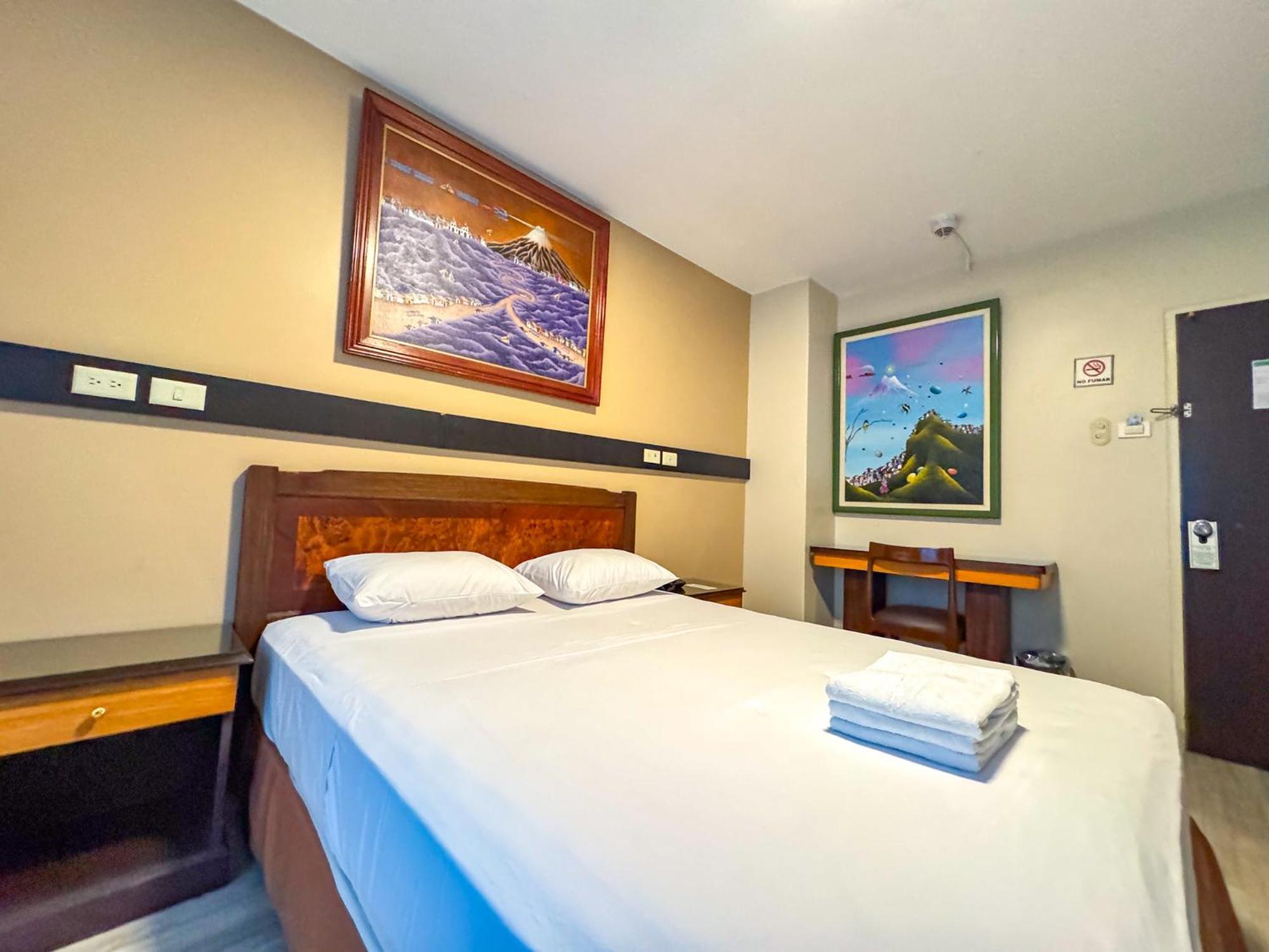 Gh Alexander Hotel Guayaquil Exterior photo